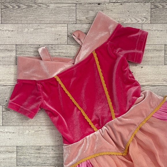 Aurora inspired dress - Picture 2 of 8